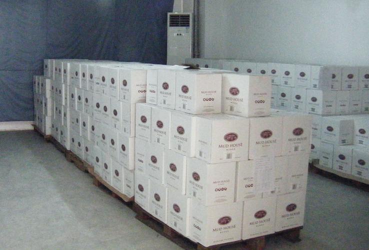我司提供广州的红酒葡萄酒的常温仓库恒温仓储 ,食品类仓库出租,葡萄